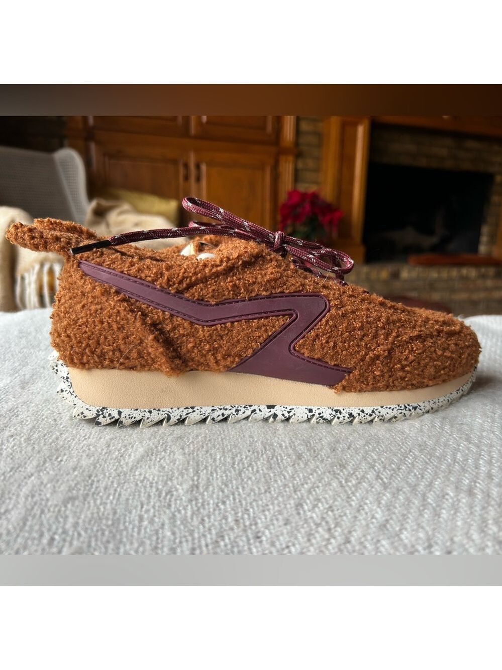Rag & Bone Retro Runner 385 Sherpa Edition Size 38